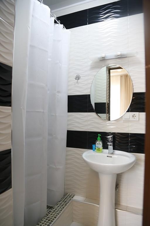 Center Hotel ビシュケク エクステリア 写真