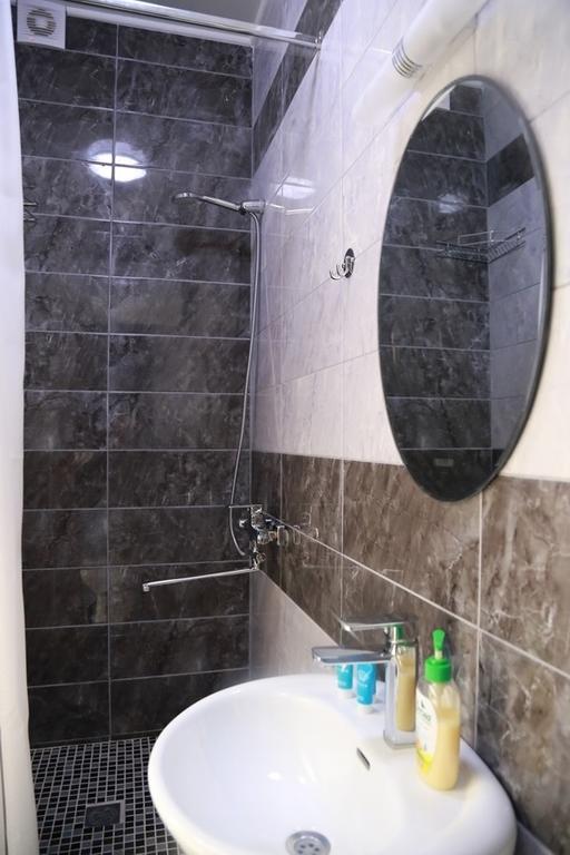 Center Hotel ビシュケク エクステリア 写真
